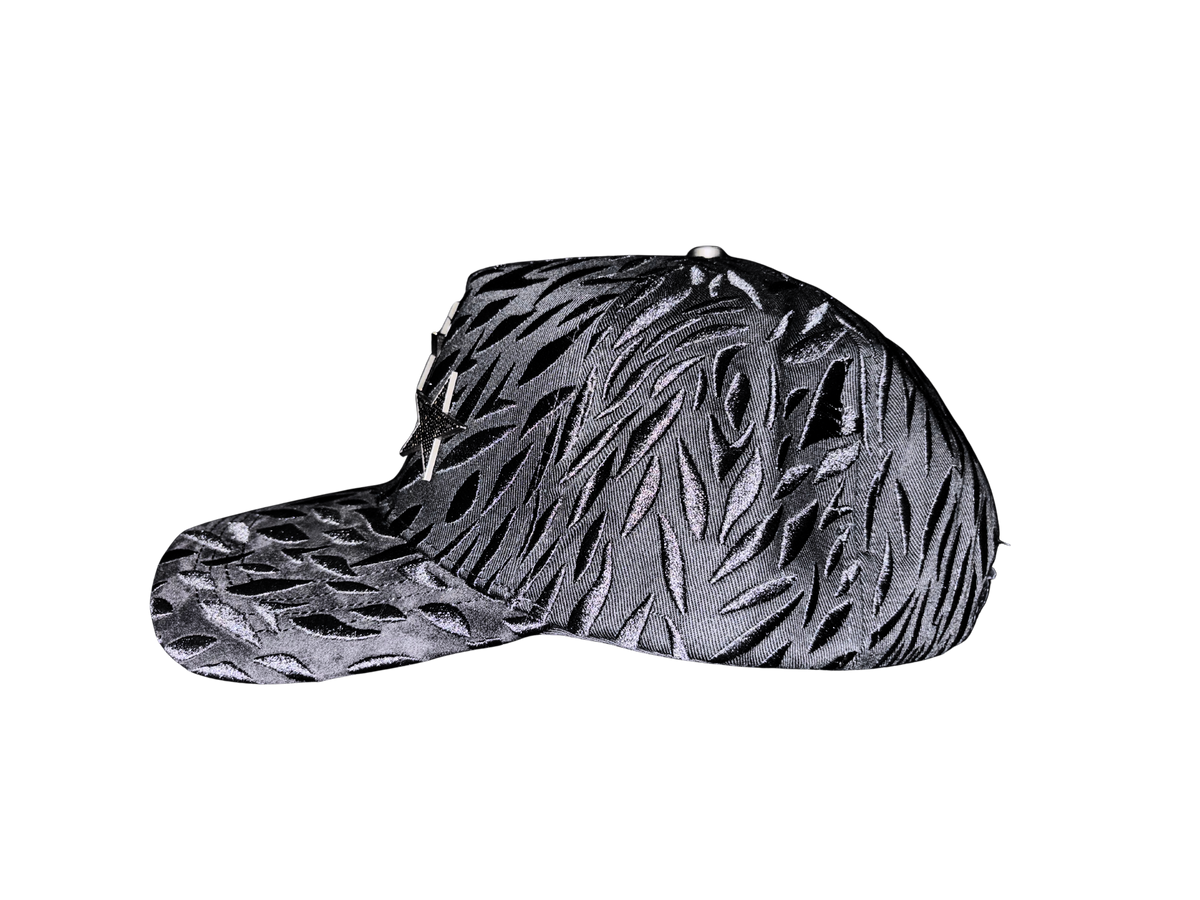 Gorra Barbas – Rockstar × CT Black – fotografía de producto 3